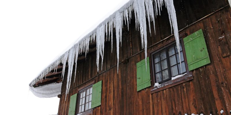 Ice Damming in Collingwood, Ontario