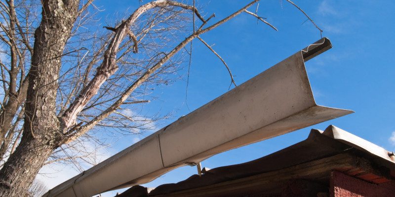 3 Signs That Your Home Needs Gutter Repair Services